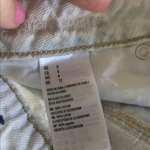 High rise AE light wash cut offs